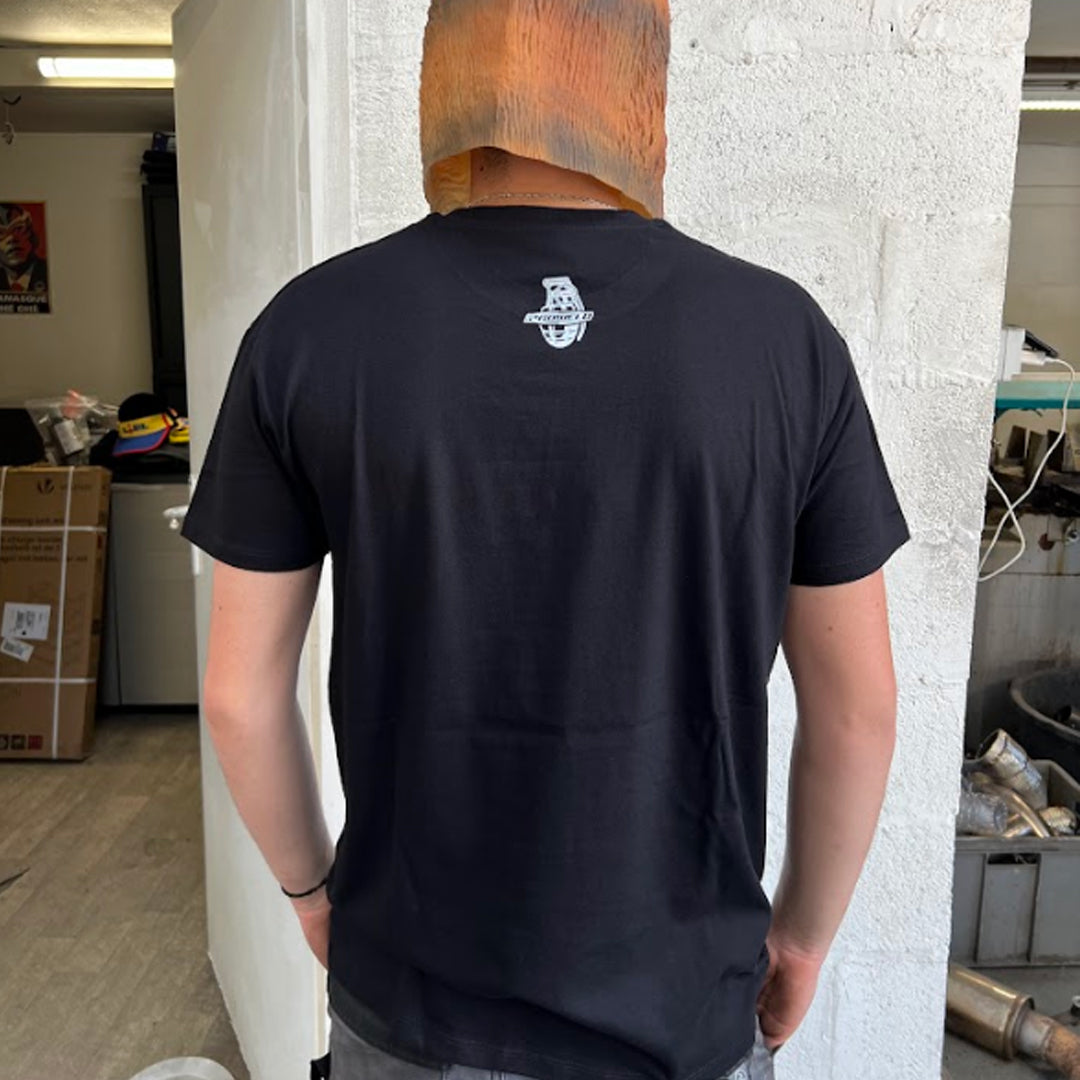 Pack T-Shirt Édition 330D + Stickers